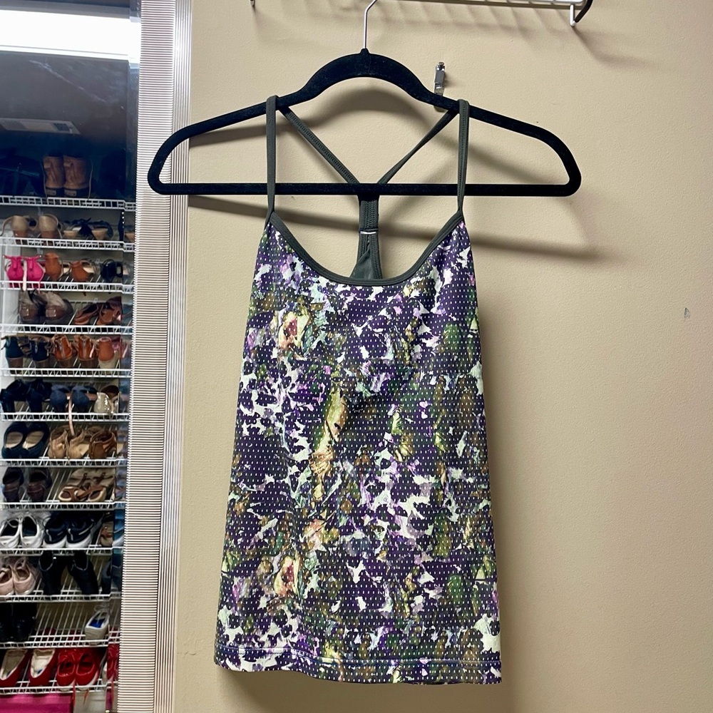 Lululemon Small Y tank 13 W x 17 L
